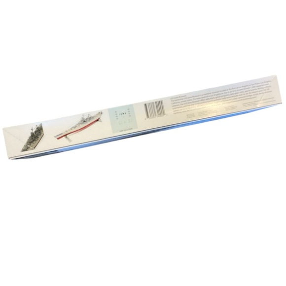 Atlantis Models USS Iowa WWII Battleship 1/535 Model Kit - Picture 8 of 11